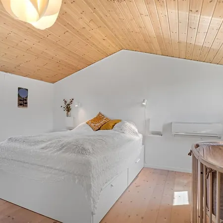 Nyaraló Oona - 700m From The Sea By Interhome *